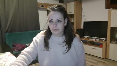 Snapshot of montserrat123 chatting on 11, 2, 2025 Monse online show from 11, 2, 2025