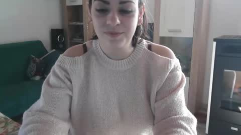 Snapshot of montserrat123 chatting on 12, 2, 2025 Monse online show from 12, 2, 2025