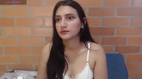 Snapshot of montserrat_jay chatting on 18, 4, 2026 Luisa online show from 18, 4, 2026