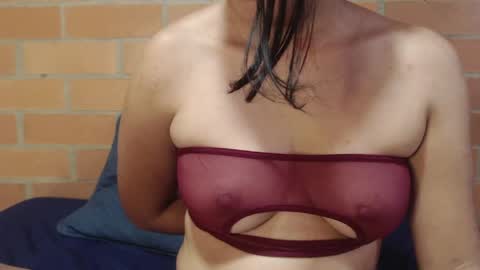 Snapshot of montserrat_jay chatting on 29, 4, 2026 Luisa online show from 29, 4, 2026