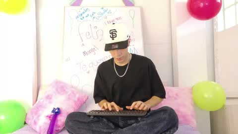 Snapshot of monyel_blake chatting on 6, 6, 2026 online show from 6, 6, 2026