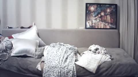 Snapshot of moodiemira chatting on 12, 6, 2026 moodiemira online show from 12, 6, 2026