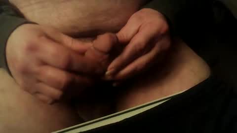 Snapshot of moodyblue550 chatting on 16, 12, 2025 moodyblue550 online show from 16, 12, 2025