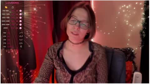 Snapshot of moon__girl chatting on 21, 12, 2024 Roxy online show from 21, 12, 2024