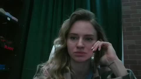 Snapshot of moon_light_girl chatting on 28, 2, 2025 moon_light_girl online show from 28, 2, 2025