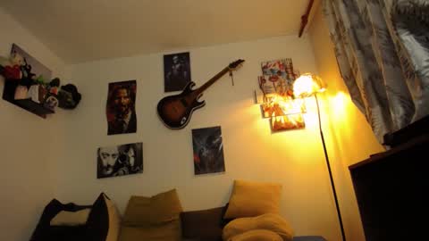 Luna online show from 24, 2, 2025