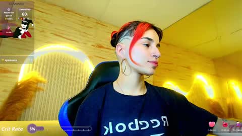 Snapshot of moon_red_r chatting on 22, 5, 2026 Moon online show from 22, 5, 2026