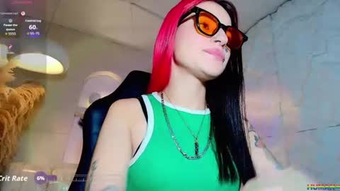 Snapshot of moon_red_r chatting on 17, 7, 2026 Moon online show from 17, 7, 2026