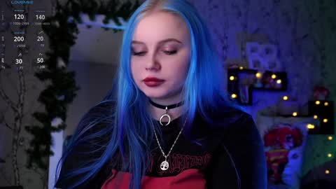 Snapshot of moon_valkyriie chatting on 28, 12, 2024 Emilia online show from 28, 12, 2024