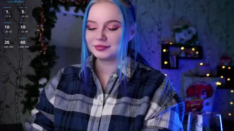 Snapshot of moon_valkyriie chatting on 30, 12, 2024 Emilia online show from 30, 12, 2024