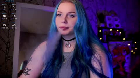 Snapshot of moon_valkyriie chatting on 6, 2, 2025 Emilia online show from 6, 2, 2025