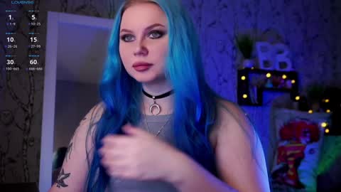 Snapshot of moon_valkyriie chatting on 8, 2, 2025 Emilia online show from 8, 2, 2025