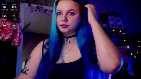 Snapshot of moon_valkyriie chatting on 10, 2, 2025 Emilia online show from 10, 2, 2025