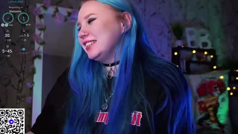 Snapshot of moon_valkyriie chatting on 23, 2, 2025 Emilia online show from 23, 2, 2025