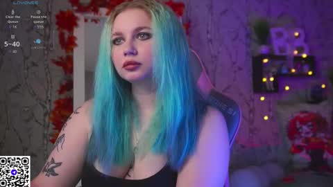 Snapshot of moon_valkyriie chatting on 18, 9, 2025 Emilia online show from 18, 9, 2025