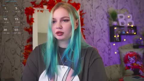 Snapshot of moon_valkyriie chatting on 29, 9, 2025 Emilia online show from 29, 9, 2025