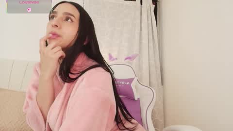 Snapshot of moonbrunettee chatting on 16, 9, 2025 moonbrunettee online show from 16, 9, 2025