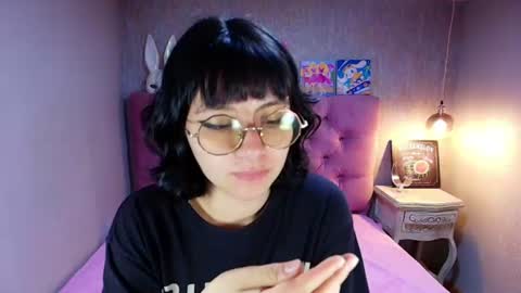 Snapshot of mooncharlotte chatting on 1, 7, 2026 Charlotte online show from 1, 7, 2026