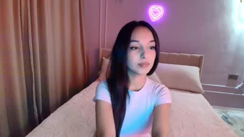 Mia online show from 22, 11, 2025