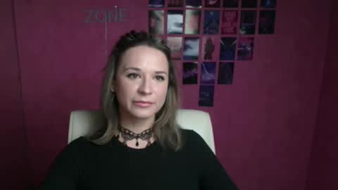 Susanna online show from 4, 3, 2026