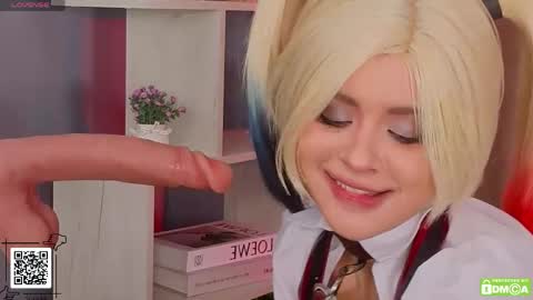 Snapshot of moontongue chatting on 31, 5, 2026 Trisha online show from 31, 5, 2026