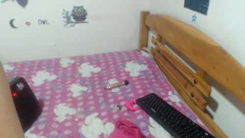 Snapshot of moontthbluee chatting on 18, 9, 2025 luna online show from 18, 9, 2025