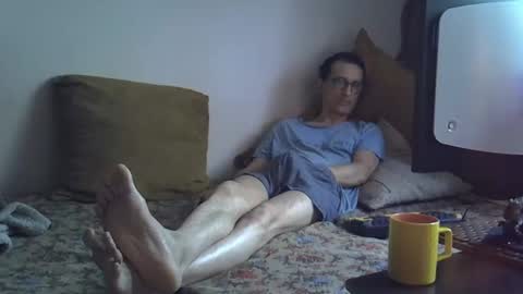 Snapshot of moovurey16 chatting on 19, 5, 2026 Alex online show from 19, 5, 2026