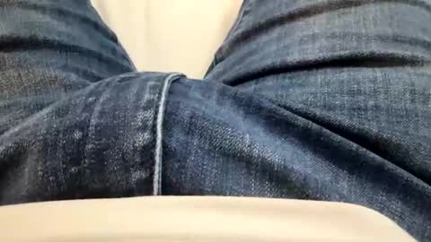 Me online show from 8, 4, 2026