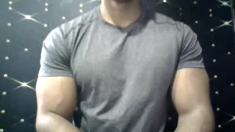 Snapshot of moreno1muscular chatting on 11, 3, 2025 moreno1muscular online show from 11, 3, 2025