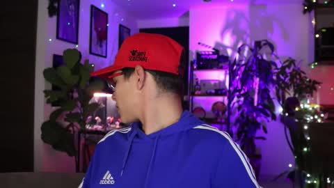   online show from 4, 3, 2025