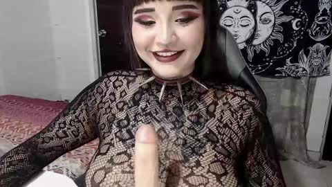 Snapshot of morganmoon1 chatting on 8, 9, 2025 Morgan Moon online show from 8, 9, 2025