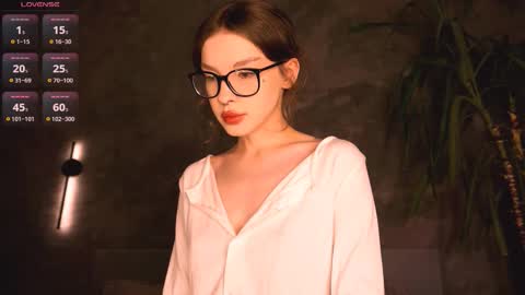 Snapshot of morphesoull chatting on 15, 11, 2025 morphe online show from 15, 11, 2025