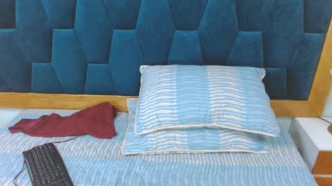 Snapshot of morrigan_luxus chatting on 7, 3, 2025 morrigan_luxus online show from 7, 3, 2025