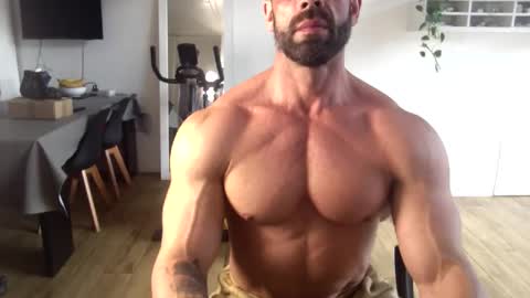 Snapshot of mosh2 chatting on 9, 11, 2025 Kattie Mosh online show from 9, 11, 2025