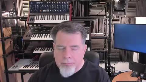 Snapshot of mostly_unbothered chatting on 17, 7, 2026 mostly_unbothered online show from 17, 7, 2026