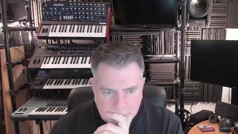 Snapshot of mostly_unbothered chatting on 1, 8, 2026 mostly_unbothered online show from 1, 8, 2026