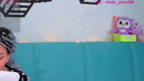 Snapshot of moto_ponchik chatting on 25, 4, 2026 Kris online show from 25, 4, 2026