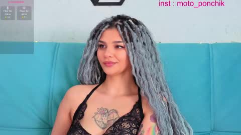 Snapshot of moto_ponchik chatting on 25, 4, 2026 Kris online show from 25, 4, 2026