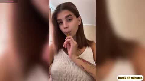 Snapshot of moto_ponchik chatting on 9, 5, 2026 Kris online show from 9, 5, 2026
