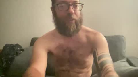 Snapshot of motodub chatting on 24, 5, 2026 motodub online show from 24, 5, 2026