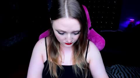 Snapshot of motorkate chatting on 1, 3, 2025 motorkate online show from 1, 3, 2025