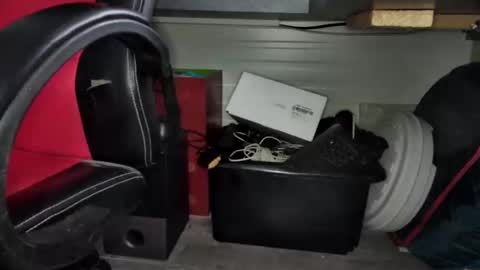 CamO online show from 11, 3, 2025