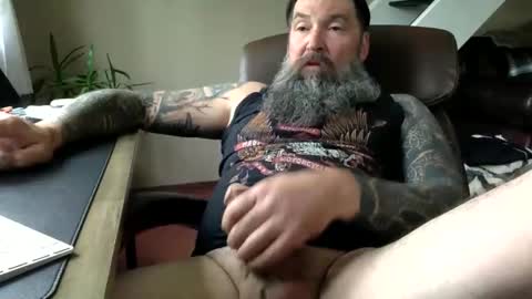 Snapshot of mountainman69696 chatting on 25, 4, 2026 mountainman69696 online show from 25, 4, 2026