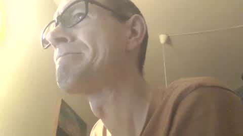 Snapshot of moviem1978 chatting on 18, 1, 2025 Frederik online show from 18, 1, 2025