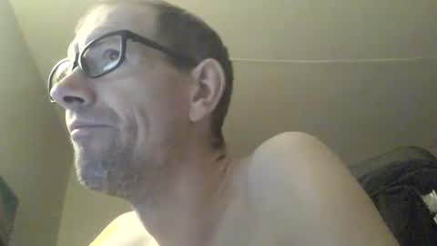 Snapshot of moviem1978 chatting on 13, 2, 2025 Frederik online show from 13, 2, 2025