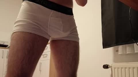 Snapshot of mr10069 chatting on 16, 12, 2025 mr10069 online show from 16, 12, 2025