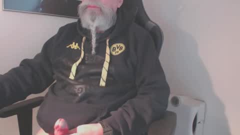 Snapshot of mr_boombastic2021 chatting on 1, 3, 2025 mr_boombastic2021 online show from 1, 3, 2025