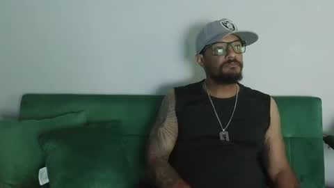 Snapshot of mr_bucknasty chatting on 31, 5, 2026 Gifted online show from 31, 5, 2026