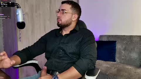 Snapshot of mr_david_cox chatting on 6, 3, 2025 David online show from 6, 3, 2025