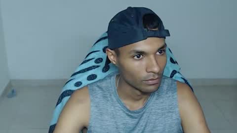 Max online show from 25, 11, 2025